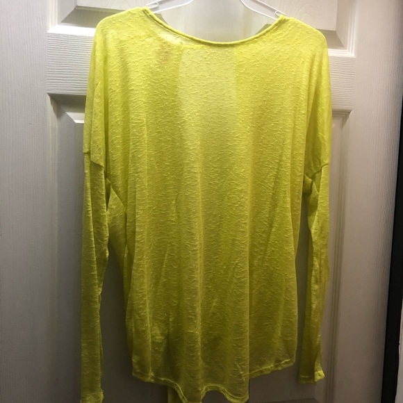 Tops - Open back shirt